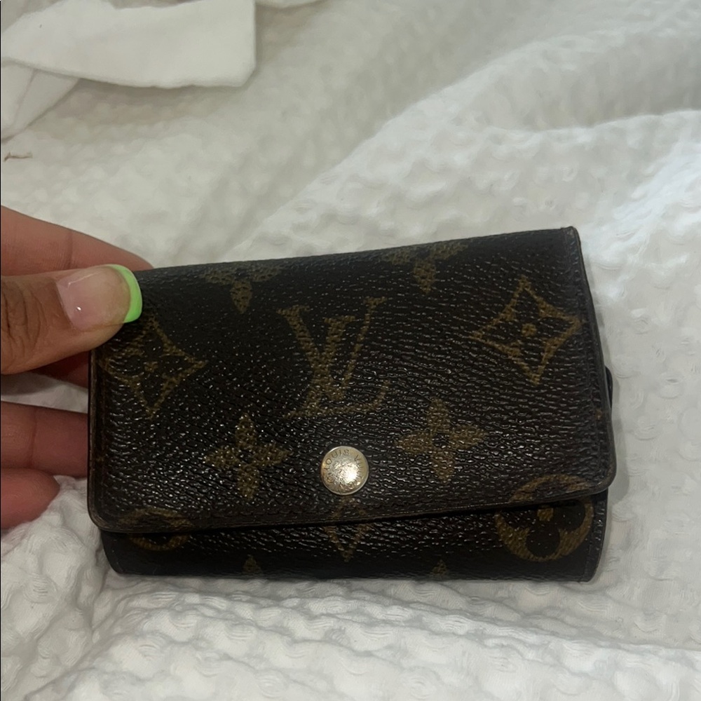 Louis Vuitton Monogram Brown 6 ring key pouch